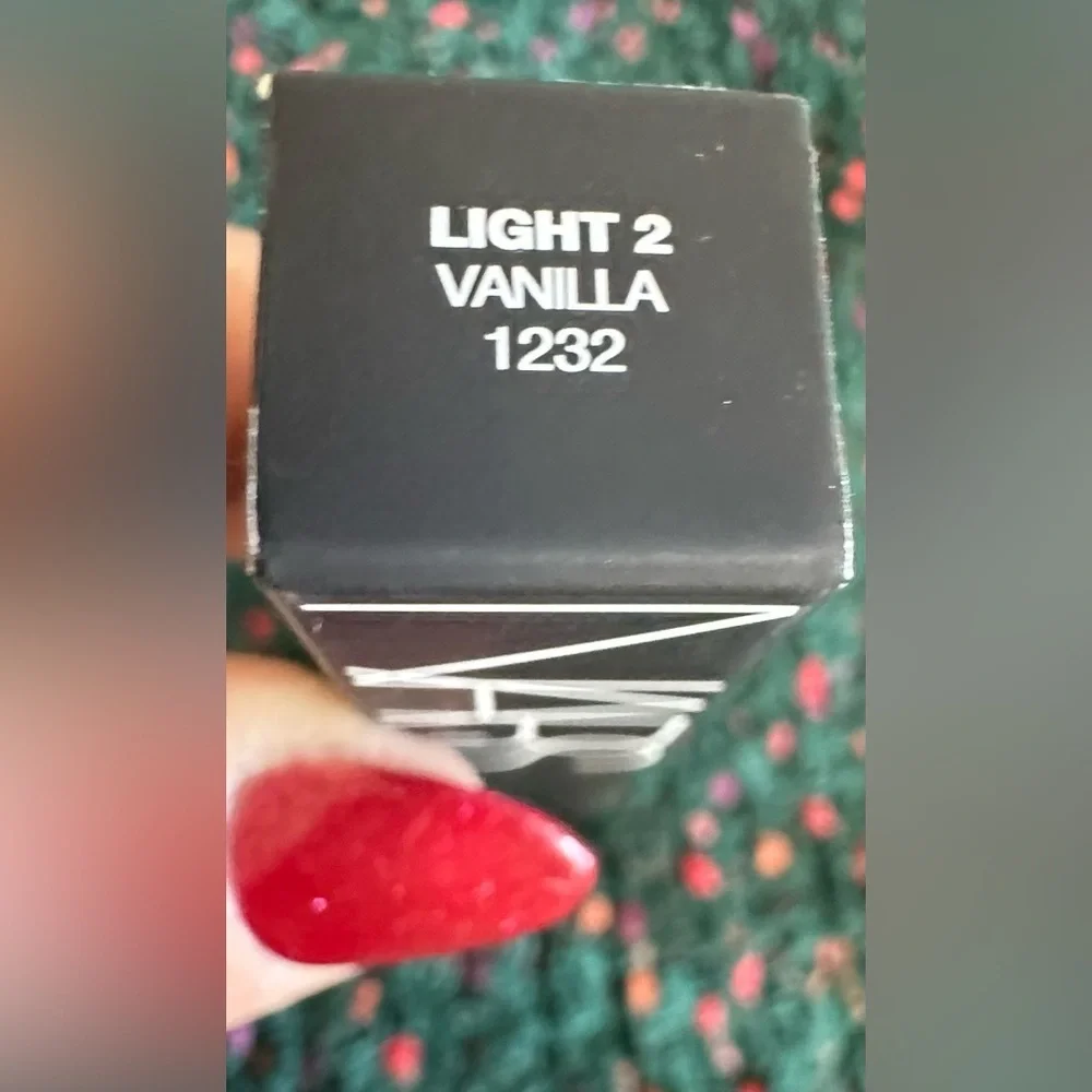 NARS Radiant Creamy Concealer — Full Size NIB | Shade Light 2 Vanilla